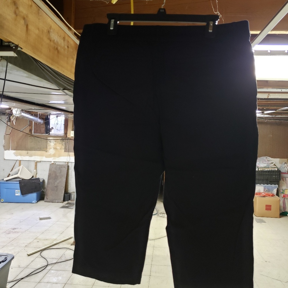 Women's Capris
